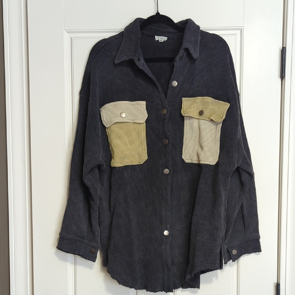 POL Black Waffle Knit Button-Up Shacket with Contrast Pockets Size medium